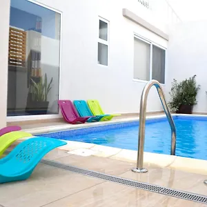https://8villa.hotelssaintjulians.com